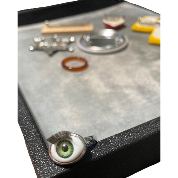 7 Items Brooch Pin Ring Women Heart Badge Eye Lightning Bolt Yellow Red Wood Say - Picture 3 of 3